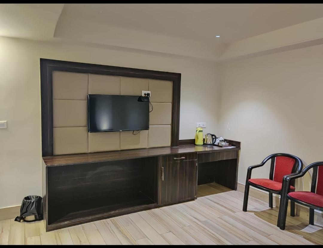 Hotel Sanjay Galaxy,Kanpur Luaran gambar