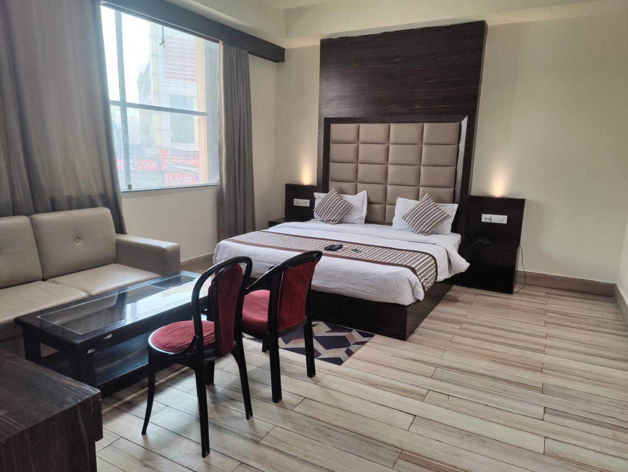 Hotel Sanjay Galaxy,Kanpur Luaran gambar