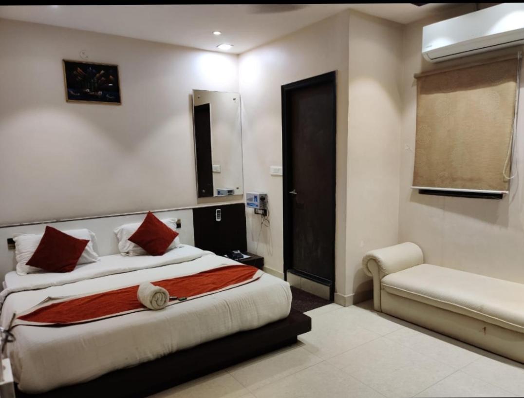 Hotel Sanjay Galaxy,Kanpur Luaran gambar